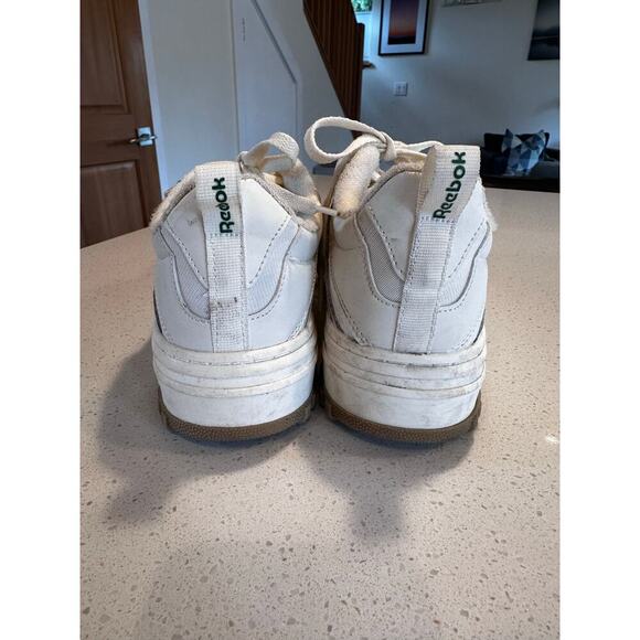 Reebok Women's 9 Club C Extra Platform Sneakers White Green - Picture 8 of 9